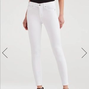NWT 7 for All Mankind The Ankle Skinny white size 28